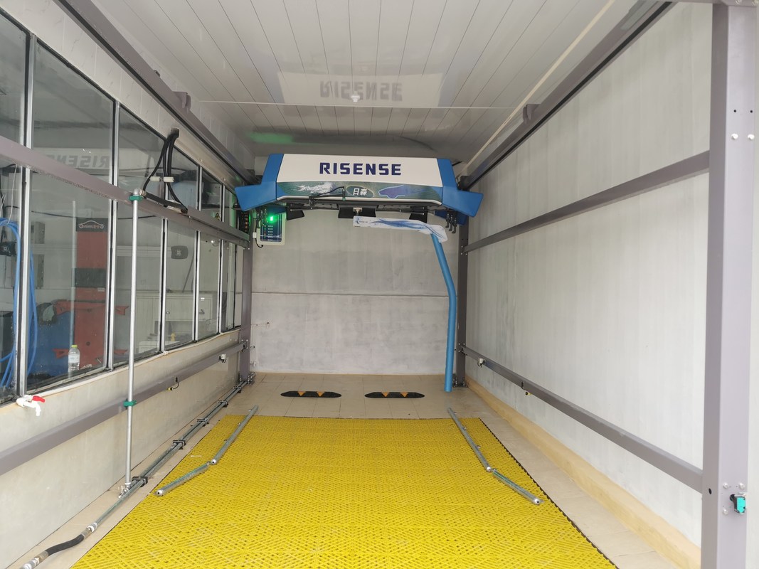 자동차 외관의 고압 물 청소를 위한 완전히 자동적인 터치없는 자동차 세탁기