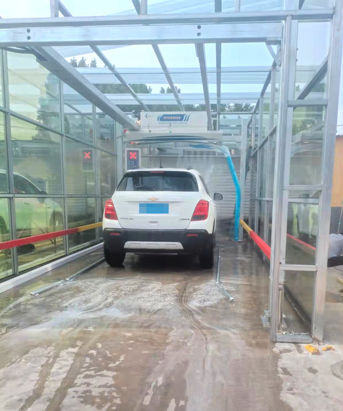 고압 세탁이 쉬워졌다 완전 자동 단팔 360도 자동차 세탁기