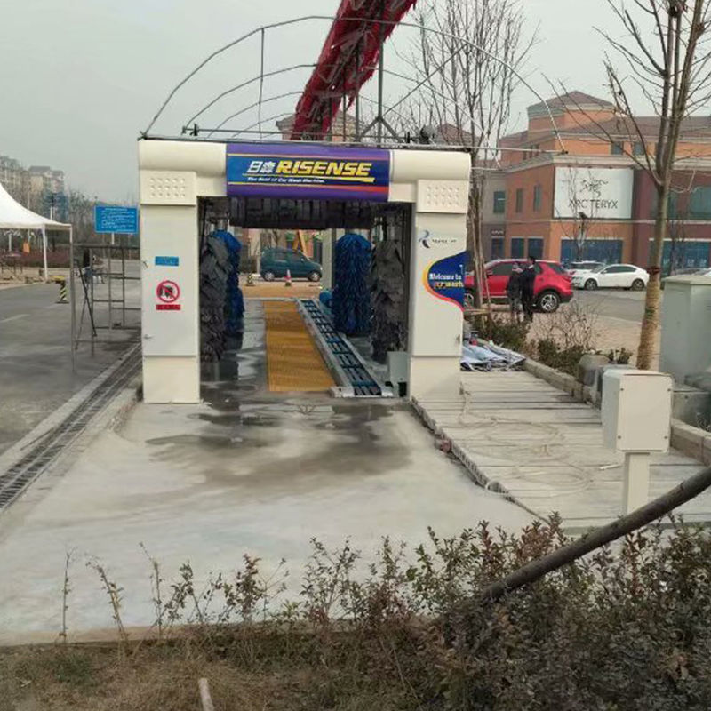 9개의 브러쉬로 자동차를 효율적으로 깨끗하게 청소하십시오. 자동차 세탁터널과 공기 건조기